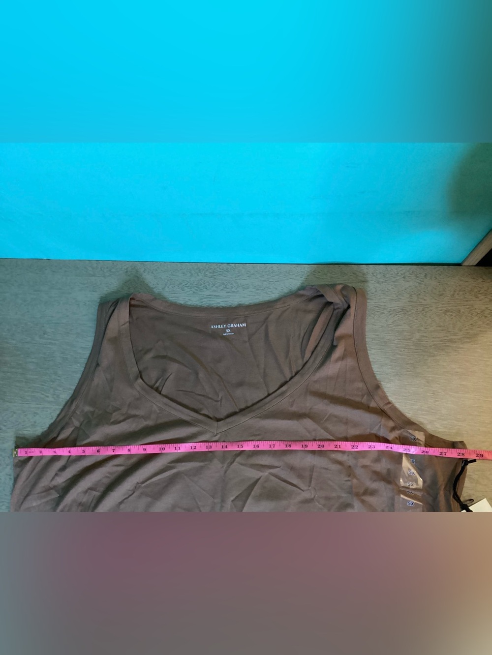 Ashley Graham Women's Plus U-Neck Sleeveless Tank Top Size 5X NWT - Picture 6 of 9